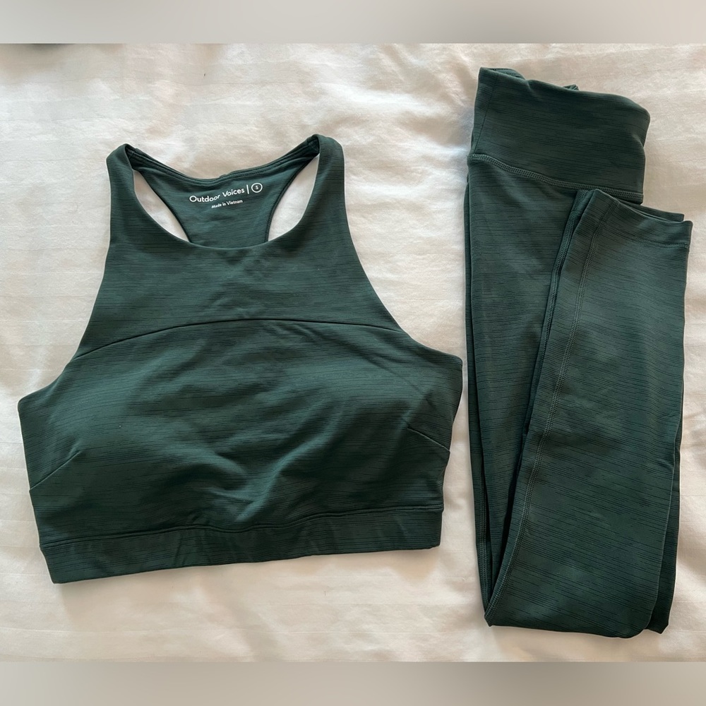 Outdoor Voices OV techsweat crop top sports bra and Freeform leggings, bundle